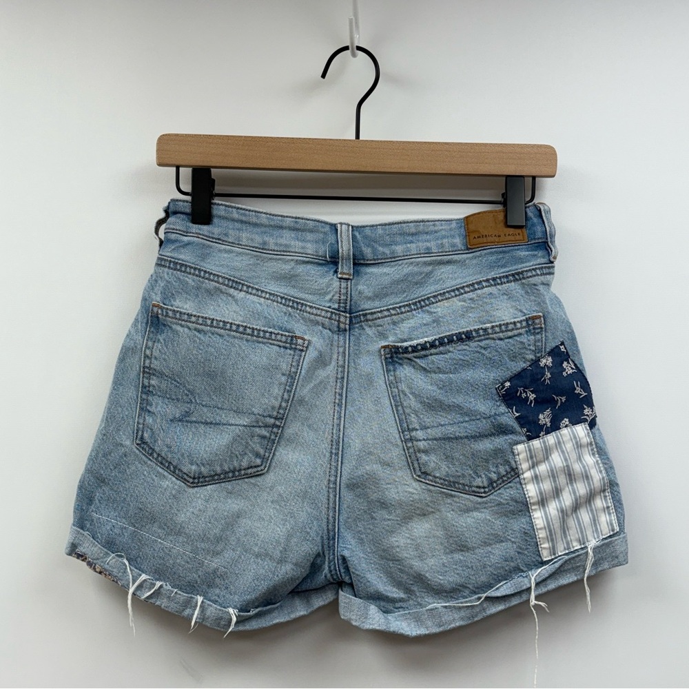 American Eagle Floral Patchwork Mom High Rise Sho… - image 4